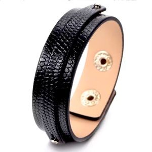 New Royal Beler 2022 DIY Charm Leather Bangle Snap Bracelet